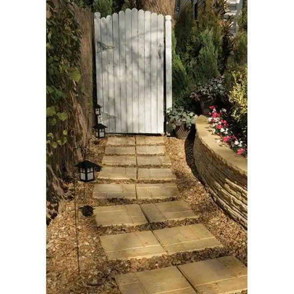 Vigoro 0.5 cu. ft. Bagged River Pebble Landscape Rock