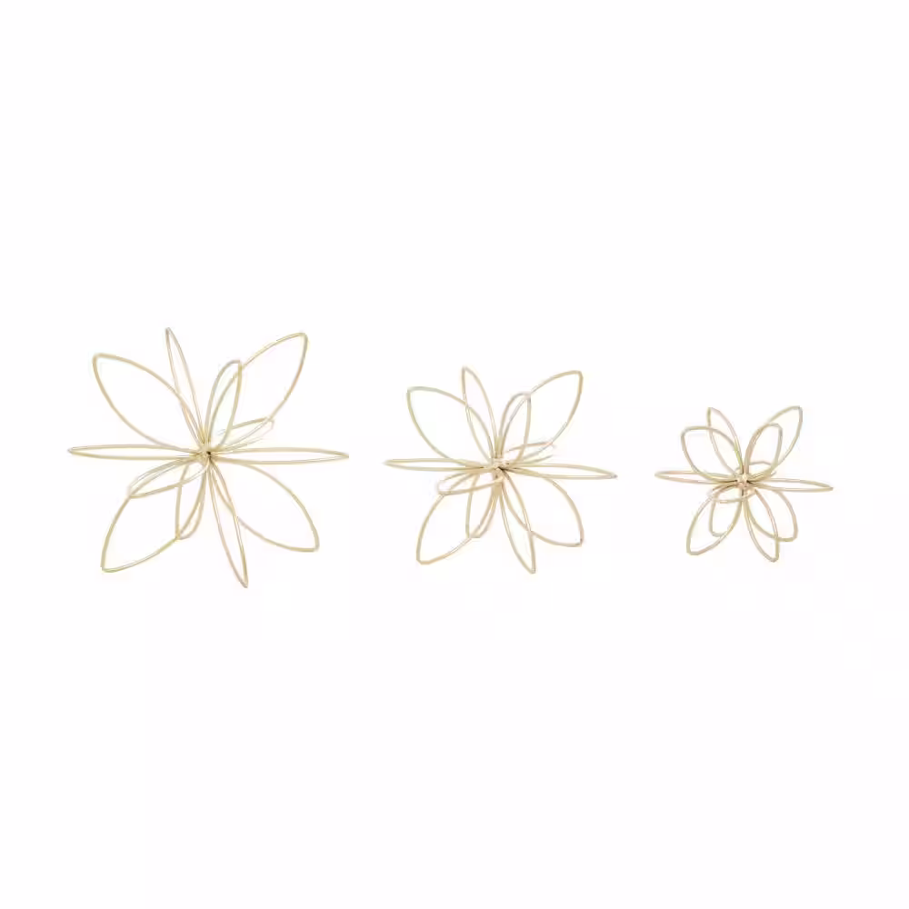 CosmoLiving by Cosmopolitan Gold Metal Handmade Floral Sculpture (Set of 3)