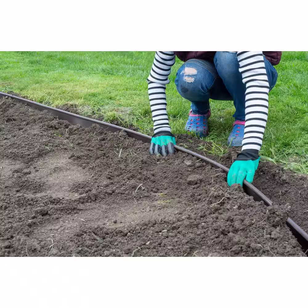 Master Mark 20 ft. Master Gardener Plus Plastic Coiled Edging