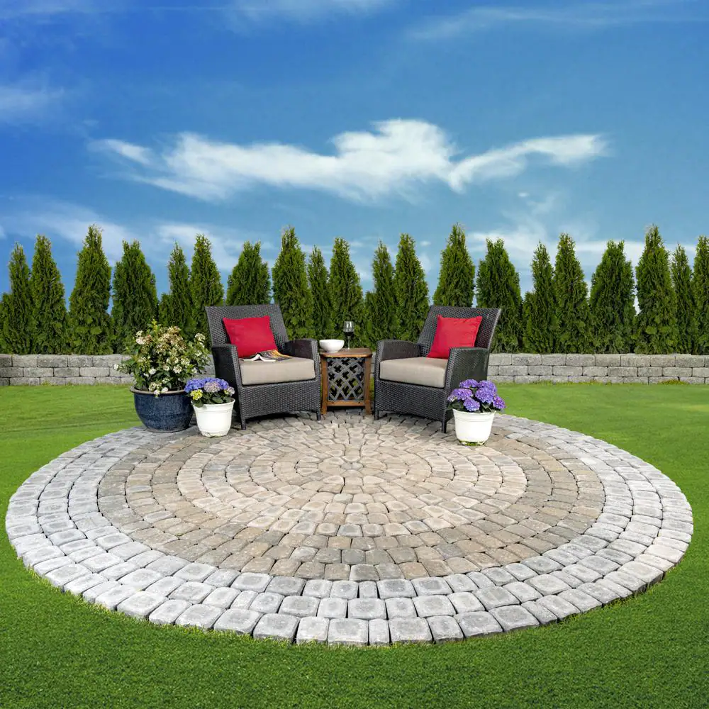 Mutual Materials 33.24 ft. x 1.375 ft. x 2.375 in. Summit Blend Old Dominion Paver Circle Expansion Kit (260 Pieces/45.72 sq. ft./Pallet)