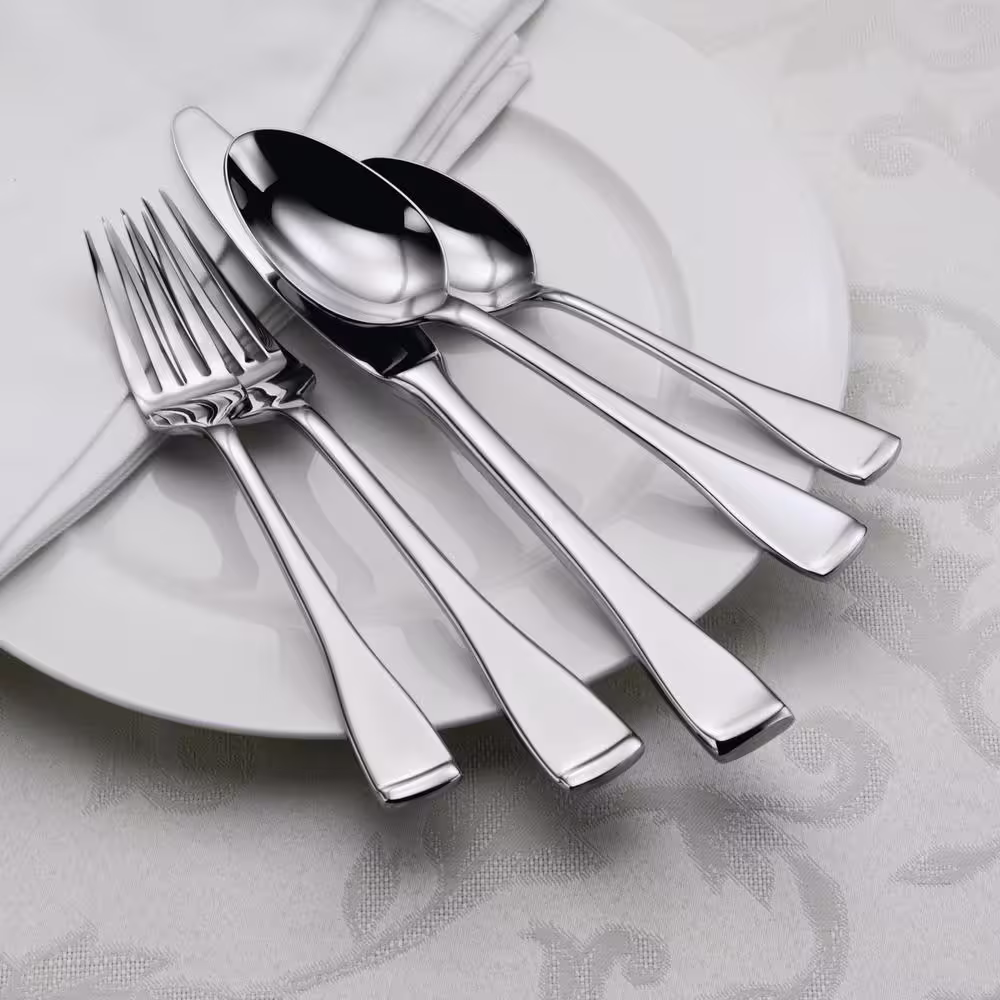 Oneida Voss II 18/0 Stainless Steel Dessert/Salad Forks (Set of 12)